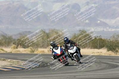 media/Dec-04-2025-Racers Edge (Thu) [[5ebc9f124d]]/3-B Group/1-Session 1 (Turn 7)/